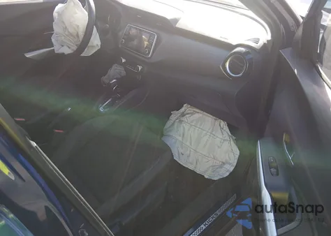 2020 Nissan Kicks Sv Xtronic Cvt from USA, damaged, VIN 3N1CP5CV8LL485687